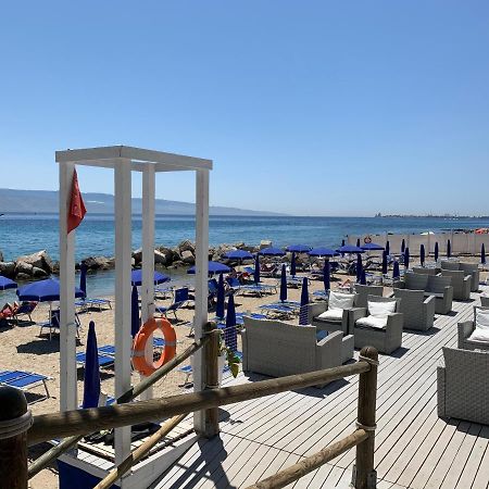 Appartamento Bed And Beach Messina Esterno foto