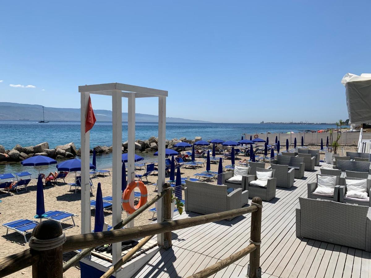 Appartamento Bed And Beach Messina Esterno foto